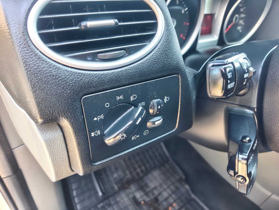 Ford Focus 2,0I TITANIUM GAZ