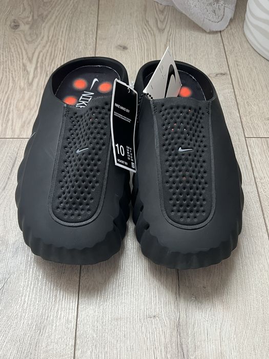 Nike Mind 001 Blacks