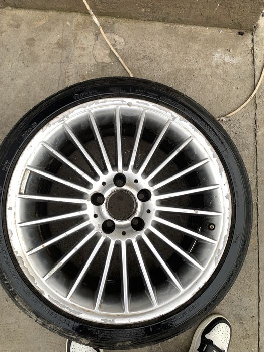 Срочно продам титан и покрышку