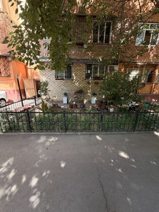Продается 2х ком квартира