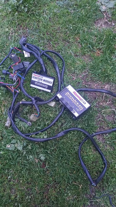 PowerComander за хонда cbr 1000rr