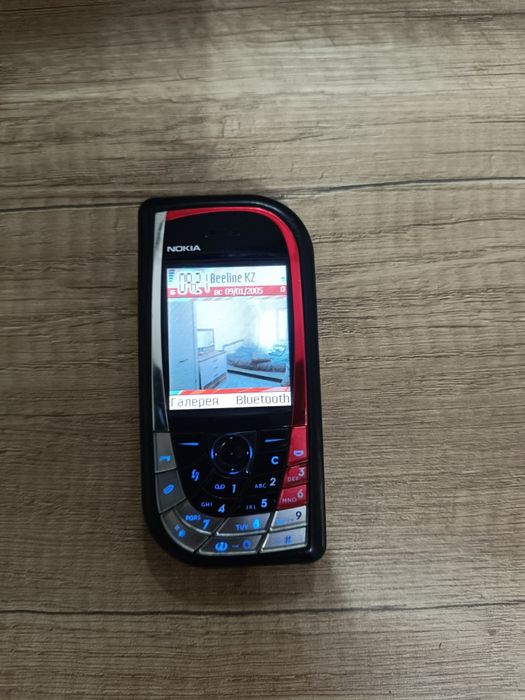 Nokia 7610 лепесток