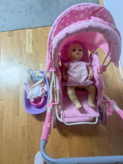 Set păpușa Baby Annabell și cărucior Hello Kitty