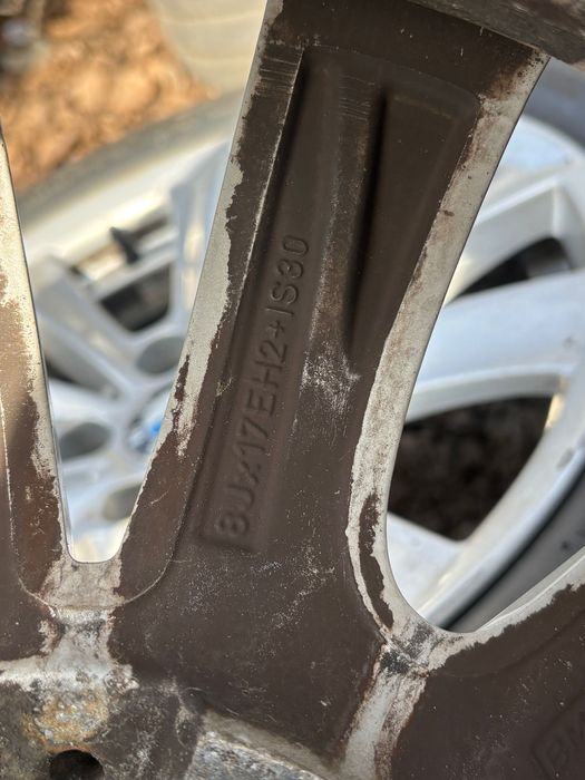 Джанти с гуми BMW 225 55 17