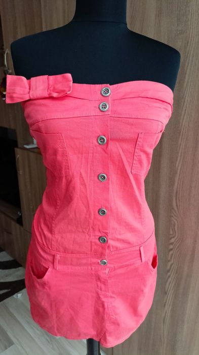 Страхотна Нежна Рокля