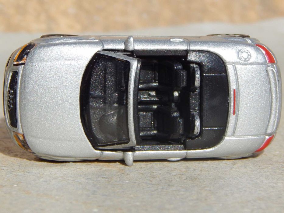 Macheta Audi TT Roadster I 1998 sc 1:87 HO metalica