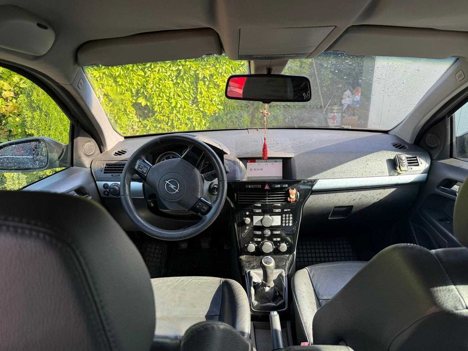 Opel astra h motor 17cdti an 2009