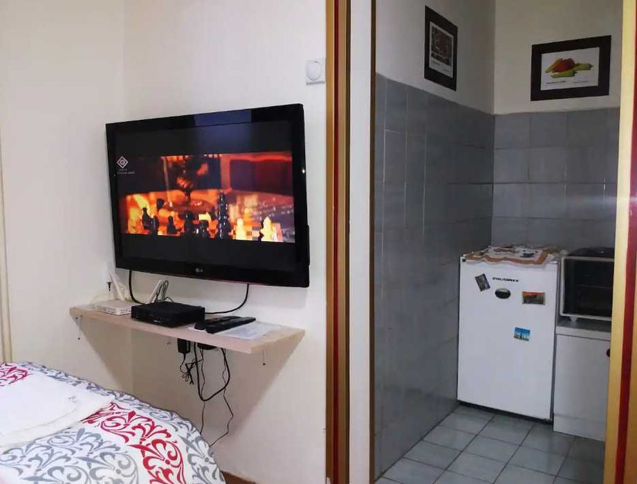 Дава се под наем Едностаен апартамент в Пловдив, Тракия - 40 кв.м за 173.4 € - Снимка #3