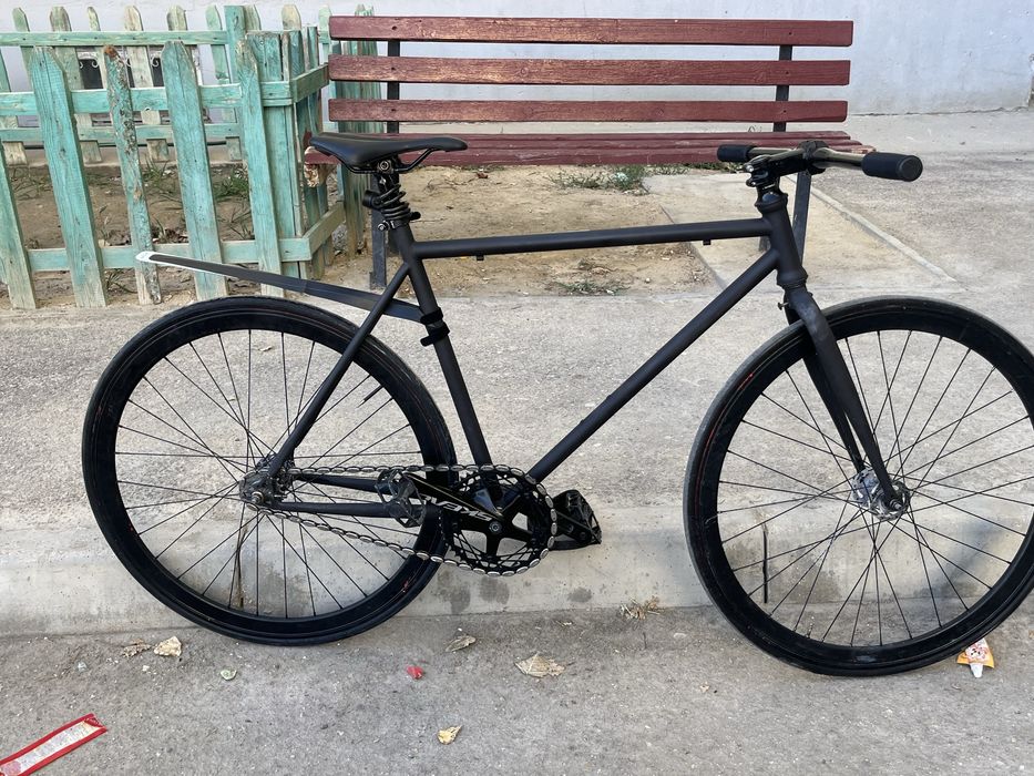 Fixed gear horse 700