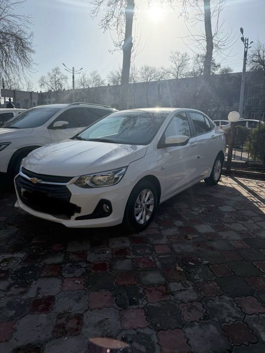 Onix ltz  2025 yili  oq