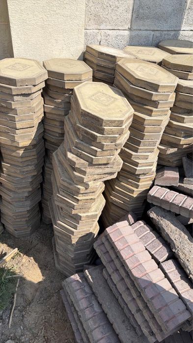 Продам б/у брусчатку в хорошом состояний