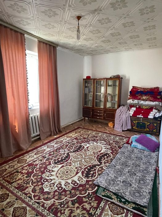 2 үй сатылады бір аулада