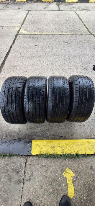 Летни гуми 235/45/18