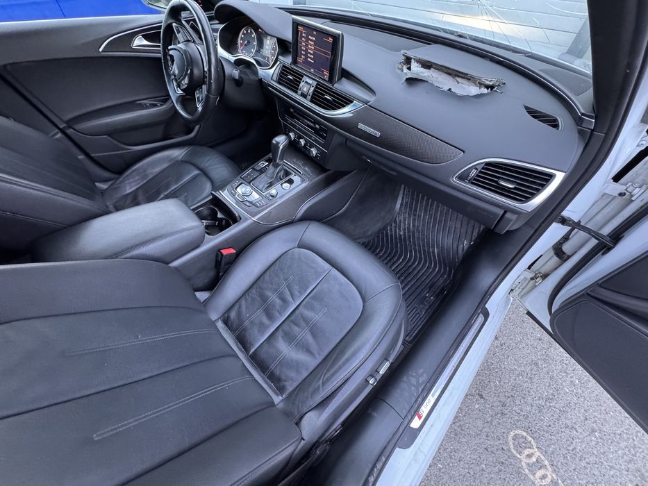 Audi A6 3.0 TFSI Quattro S Line 350cp avariat