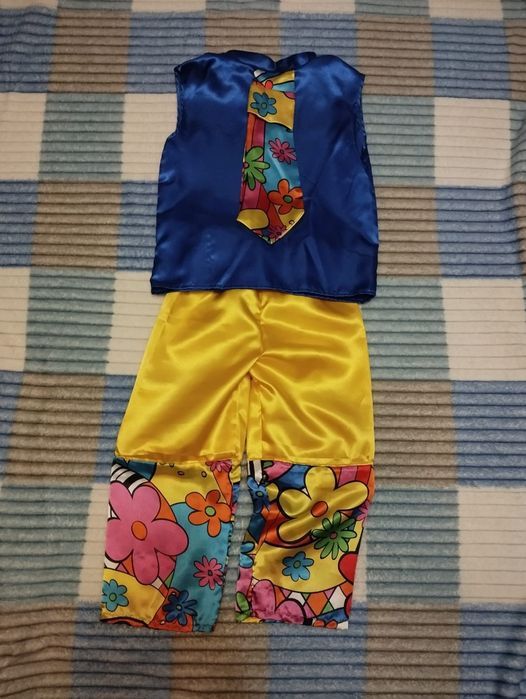 костюм клоуна...