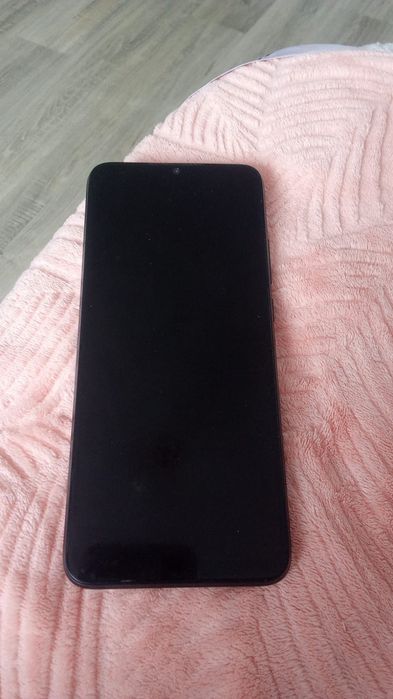 Продам телефон срочно