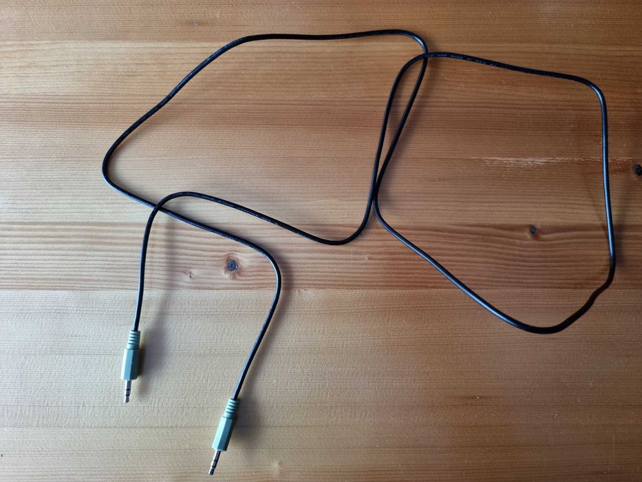 Cablu prelungitor microfon cu mufa audio jack 3.5 la jack 3,5 masina