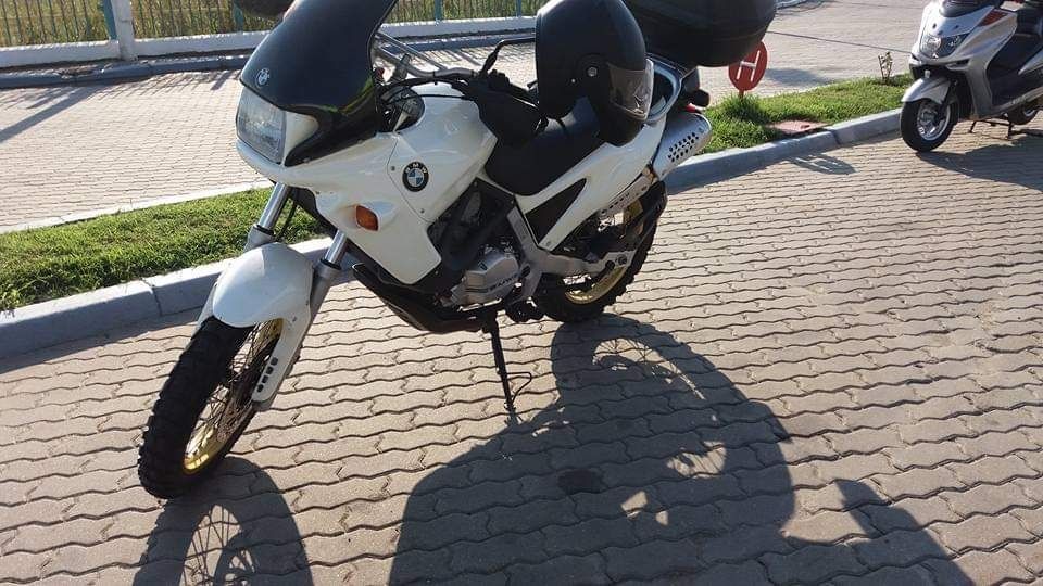 Motocicleta Bmw f650