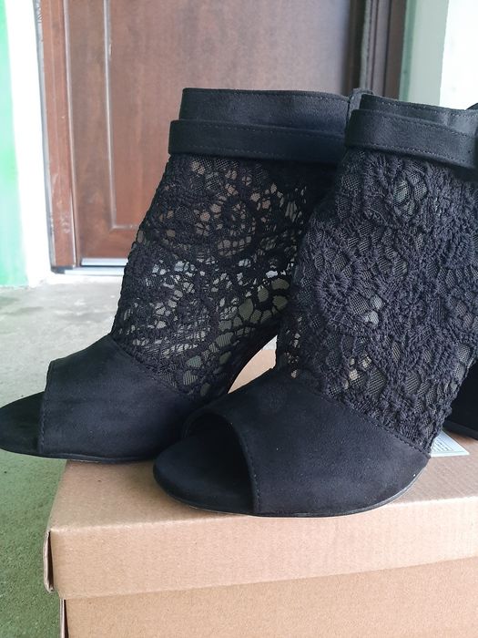 Летни високи обувки