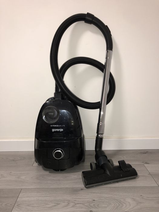 Пылесос отличный со стаканом мощный