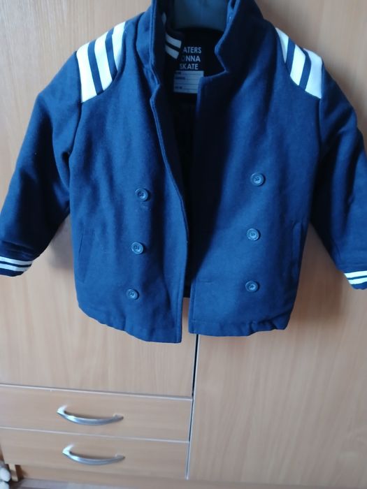 Продам пальто для мальчика