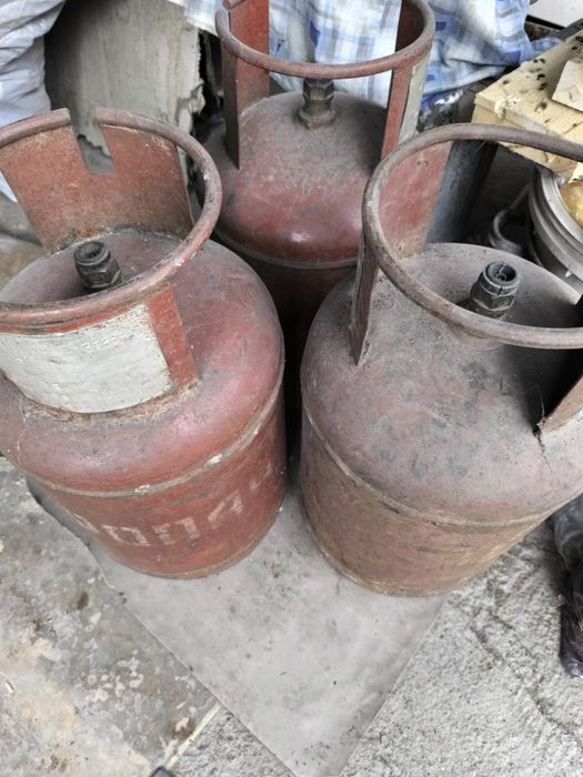 Продам газовые баллоны