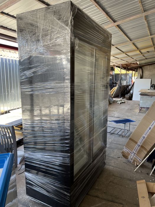 Vitrina frig dubla usi glisante/batante