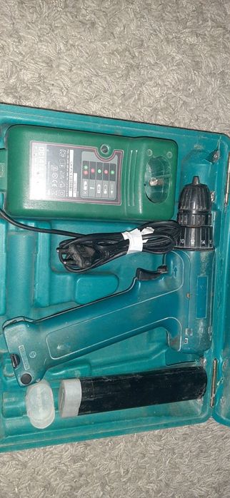 Vind  makita cu acumulatori