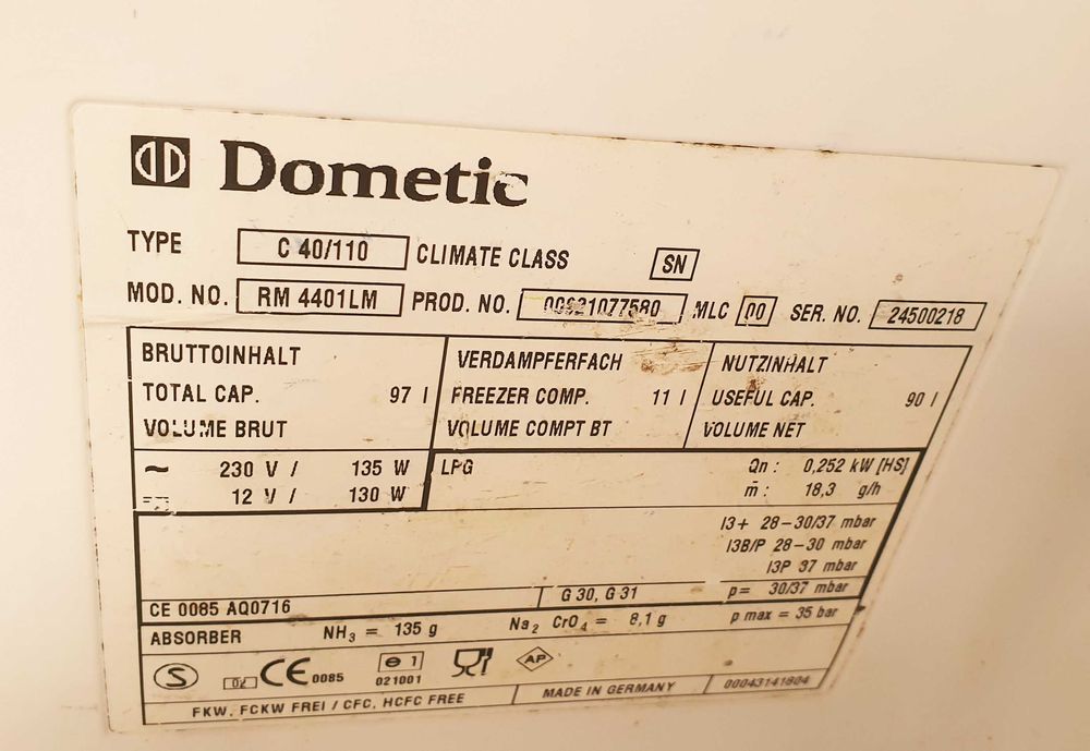 Electrolux frigider RM, 3 surse de alimentare(12v, 220v,gaz) complet