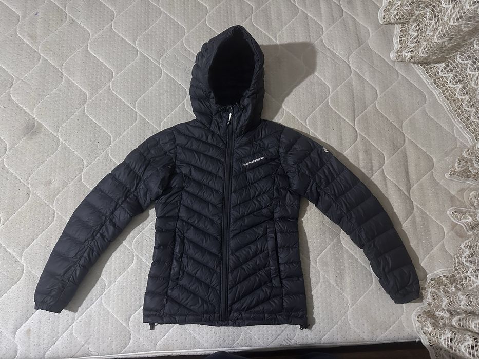 Peak Performance Frost  Down Hood Jacket Women дамско яке