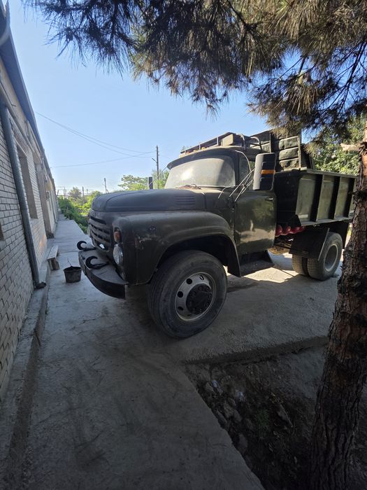 Zil 1978 yil mator karopkada ishi yoq
