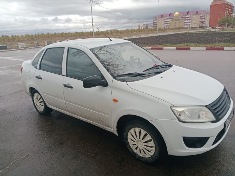 Продаю Lada Granta, 2015 год