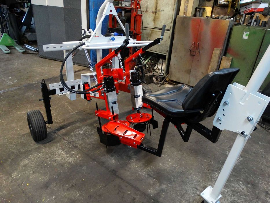 Редова фреза с оператор Дани 1 | Mega Metal 100