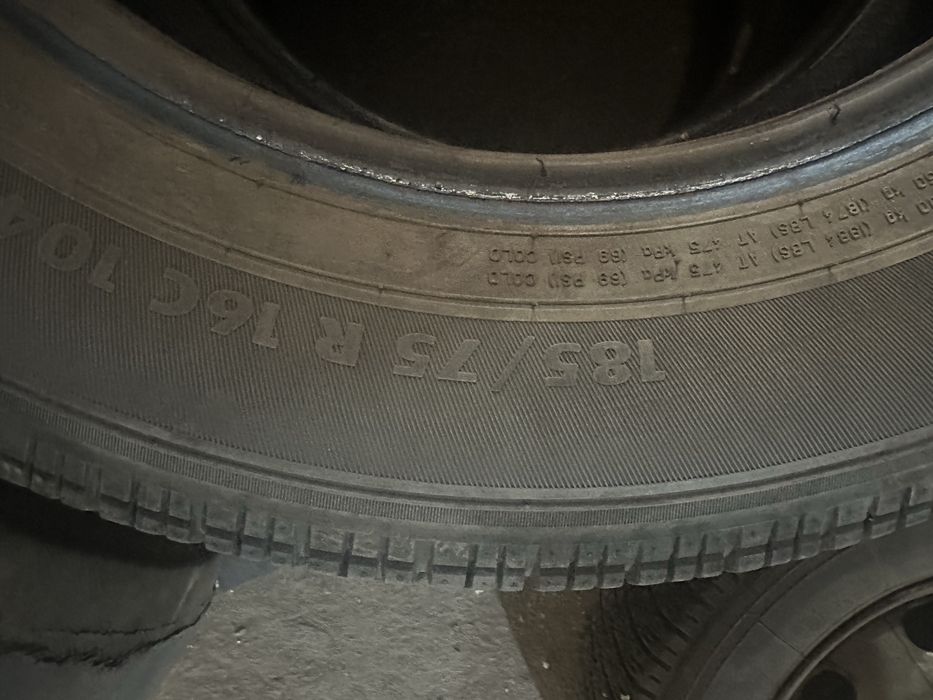 Продам шины на газель