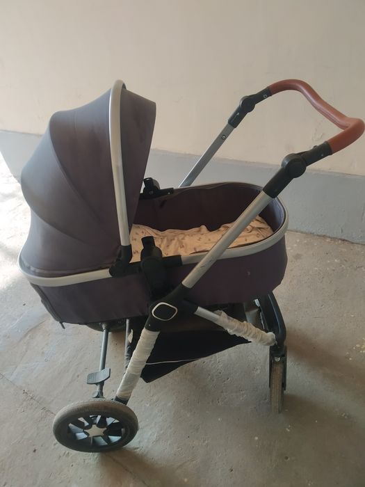Детское коляска, использовано полугода. Черо серый. Для новорожденных