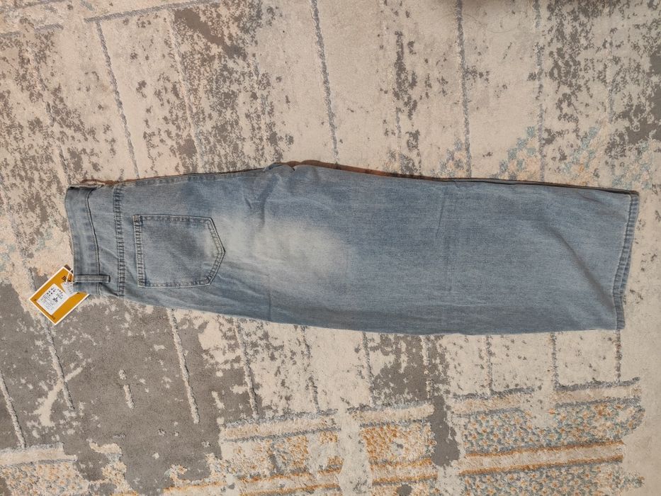 Джинсы широкие Л