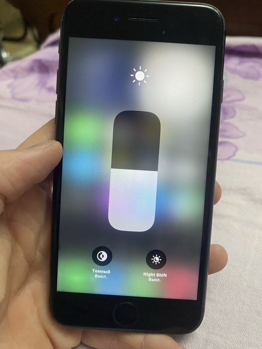 Айфон 8 продам 64гб