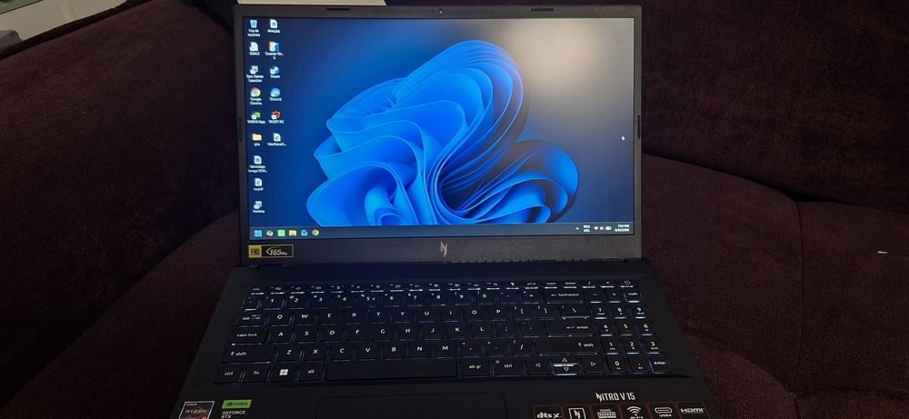 Laptop gaming Acer v15 nitro