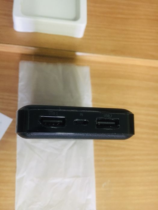 Оригинальный универсальный фирменный powerbank от компании BASEUS