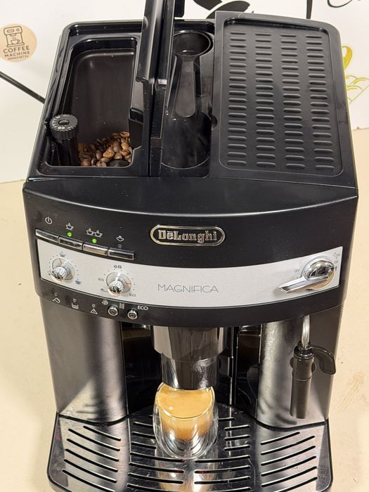 Кафемашина кафе автомат delonghi magnifica с гаранция