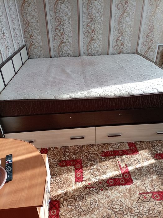 Кровать двухспальная