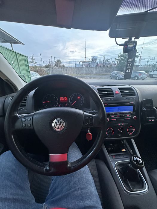 VW Golf 5 2009  1.9 TDI  105 cp