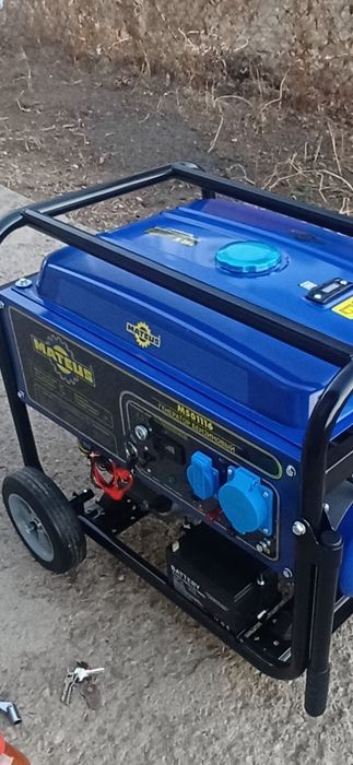 Продам генератор 6.5 кВт