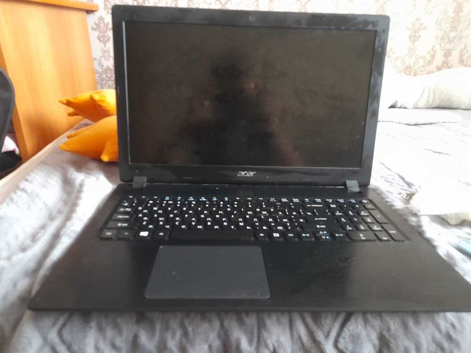 Ноутбук Acer черный