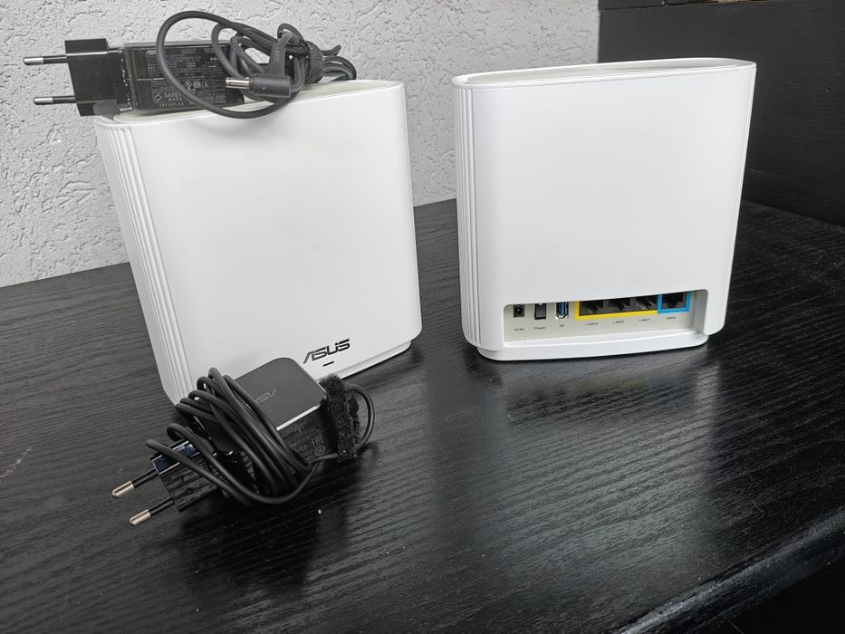 ASUS ZenWiFi AC CT8 AC3000 Mesh Wi-Fi - Set 2 Bucăţi