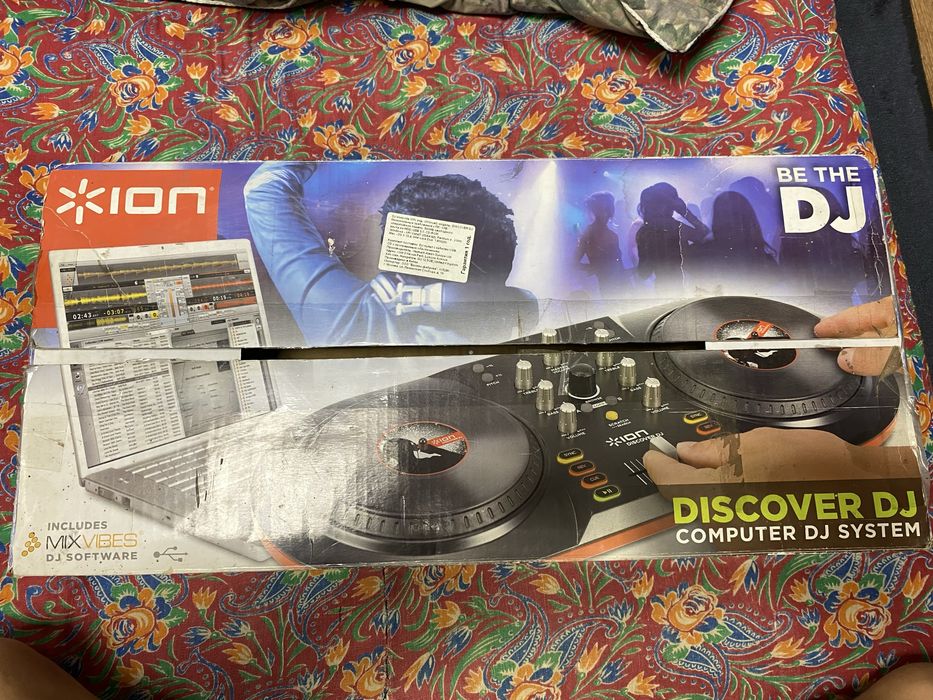 Numark Party Mix II Double Deck Controller with Party Lights