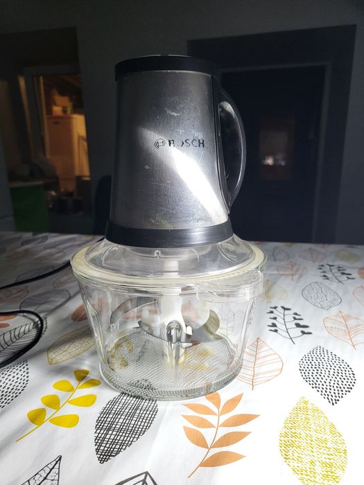 Продам измельчитель bosch
