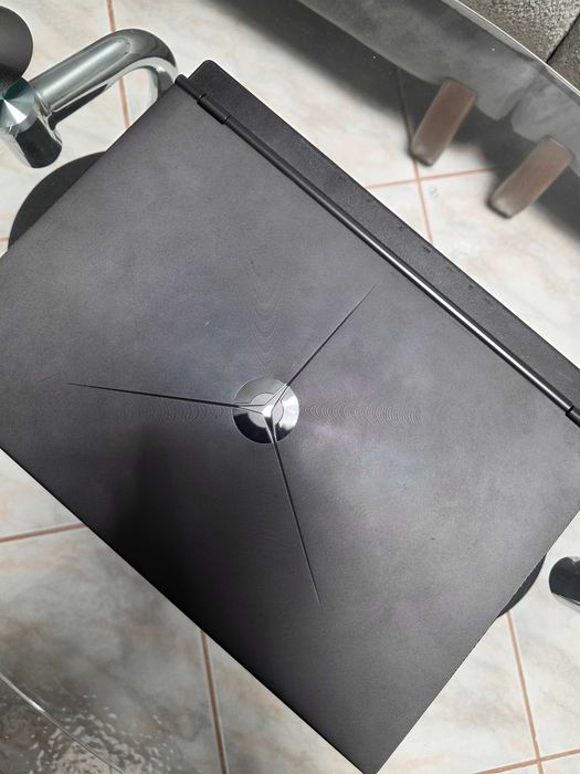 Vând laptop Lenovo Legion Y7000