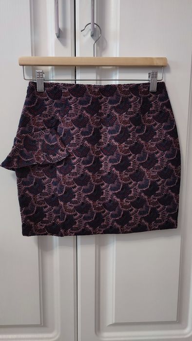 Fuste mini elegante BERSHKA,MANGO,etc.
