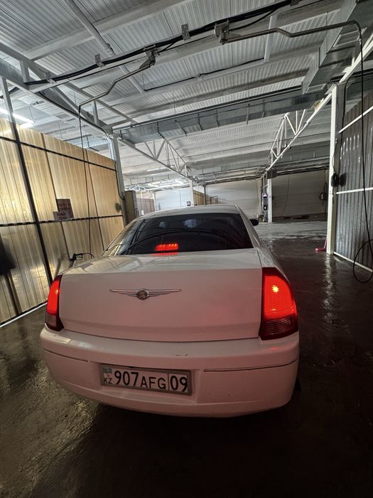 Продается Chrysler 300C, 2005года